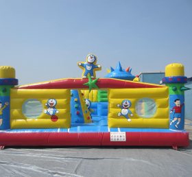 T6-355 Doraemon Giant Inflatable สวนสนุกสำหรับเด็กเล่นบนพื้นดิน