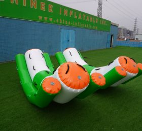 T10-123 คู่โยกเกมกีฬาทางน้ำทำให้พองสำหรับเด็ก
